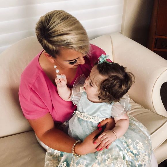 Meet your Posher, Adrienne - Picture 1 of 1